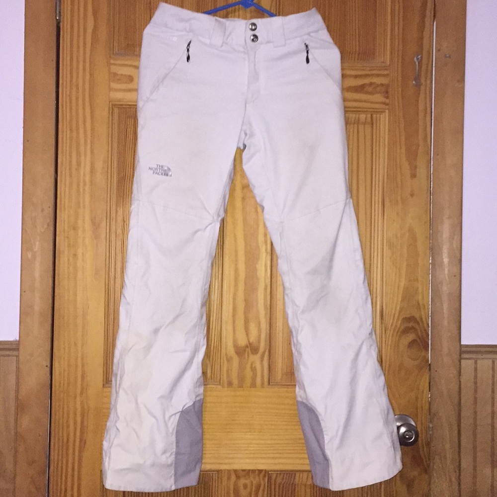 TNF snow pants size xs